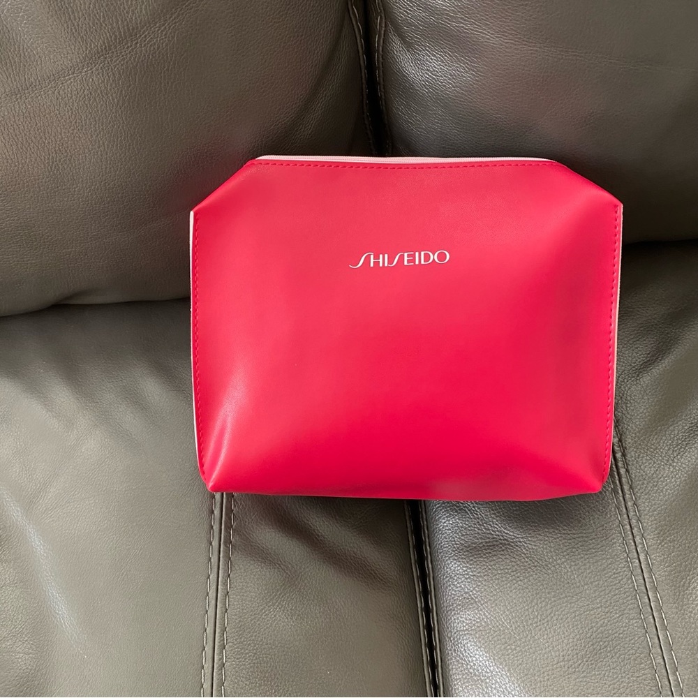 NWOT Shiseido Travel Bag